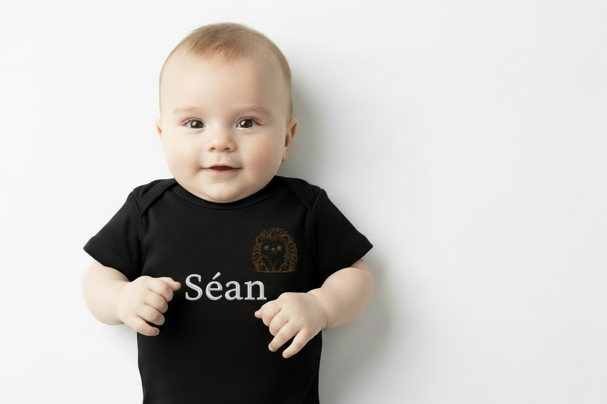 Personalised 2-Piece Baby Onesie with Name 🦔